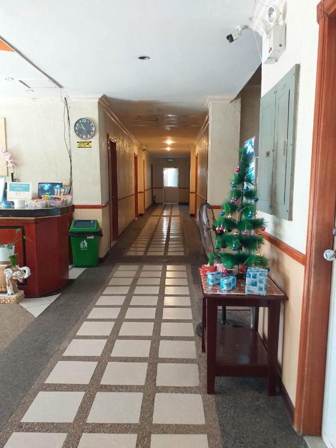 Mactan Airport Hilltop Hotel 麦克坦 外观 照片